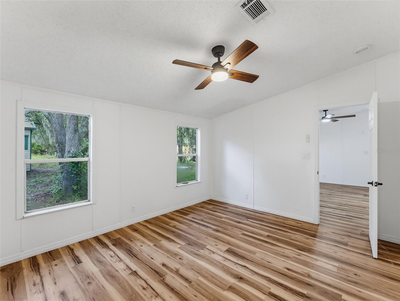 9637 Passaic Dr Property Photo 40