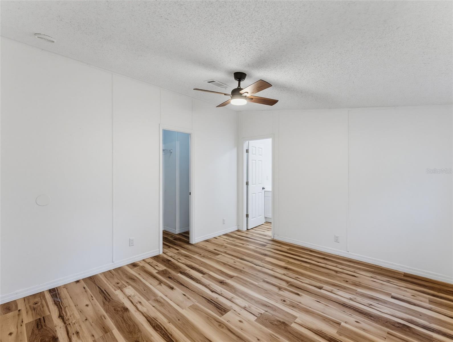 9637 Passaic Dr Property Photo 41