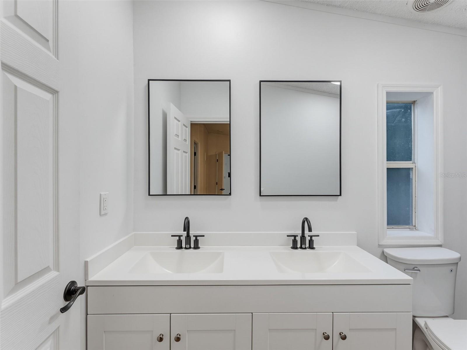 9637 Passaic Dr Property Photo 43
