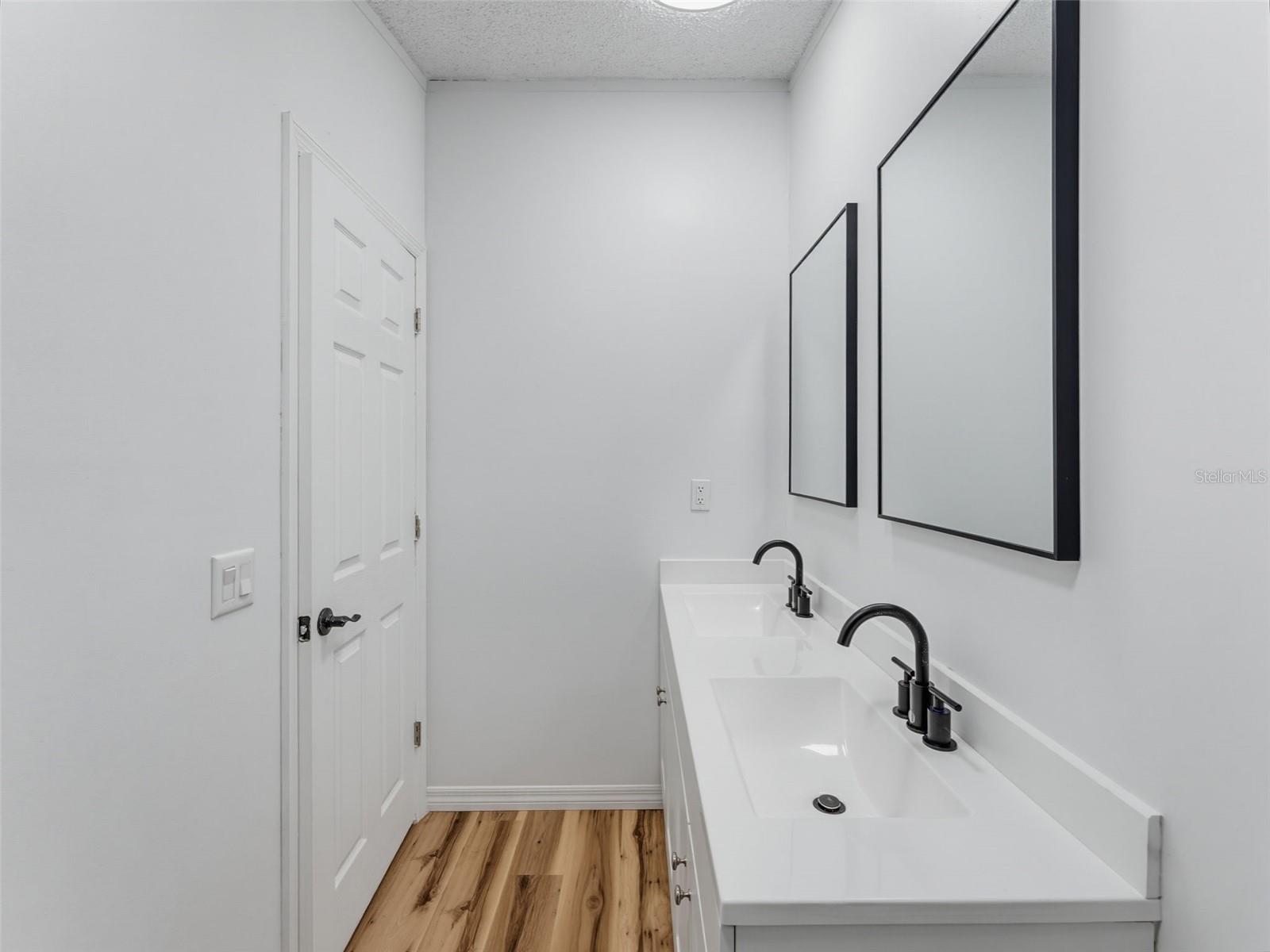 9637 Passaic Dr Property Photo 48