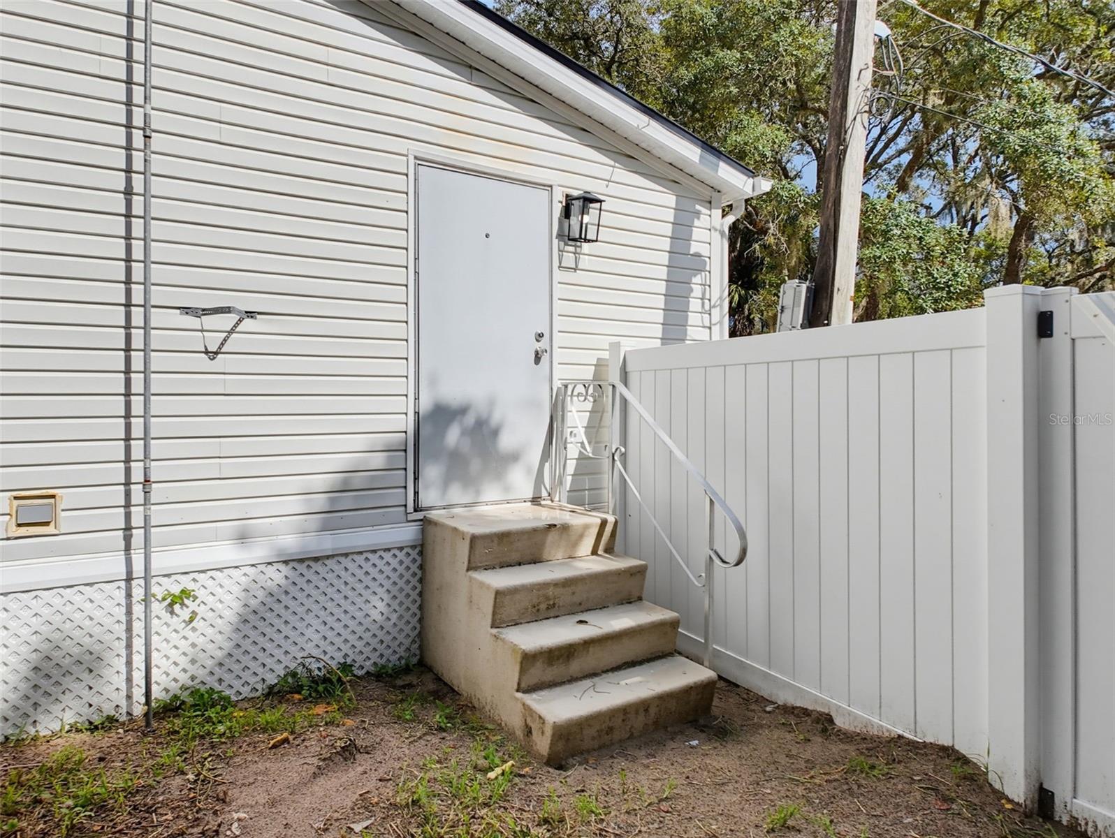 9637 Passaic Dr Property Photo 63