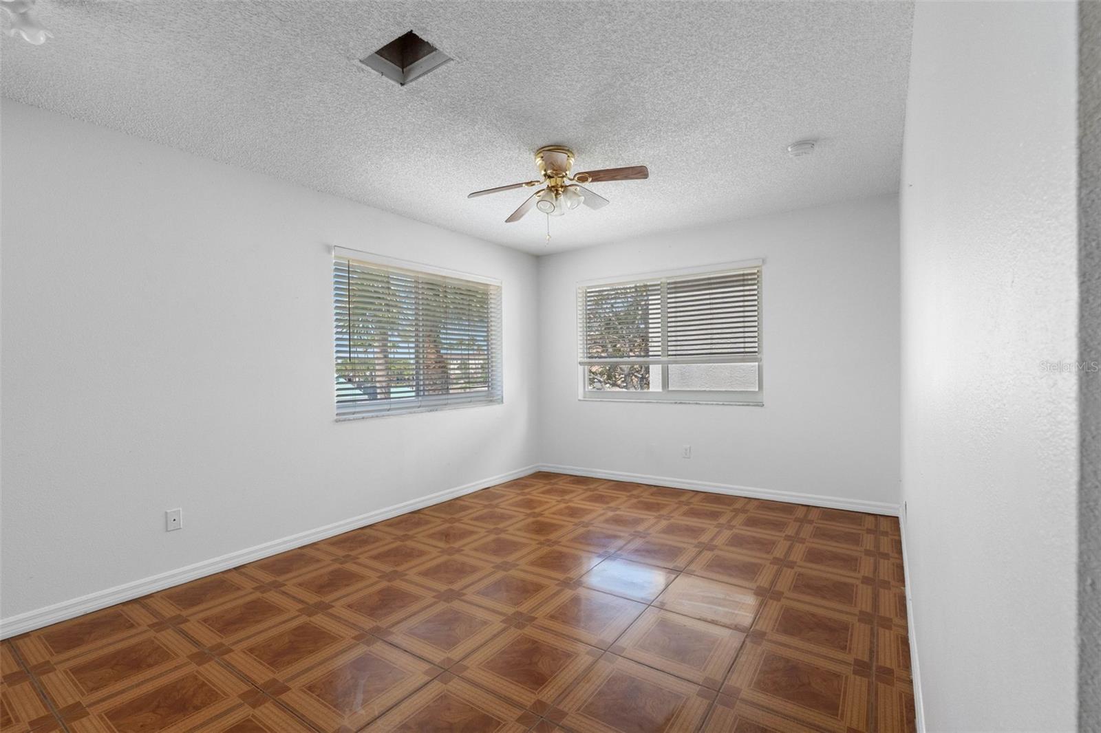 18105 1st St E Property Photo 13