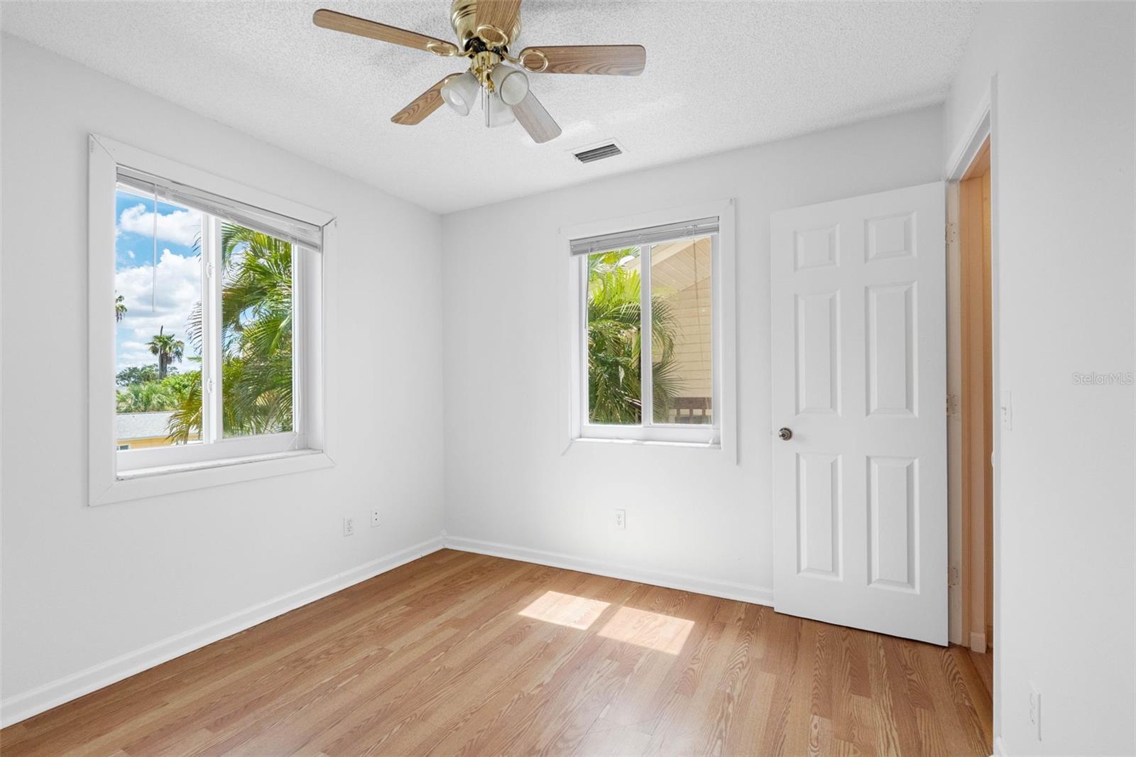 18105 1st St E Property Photo 15