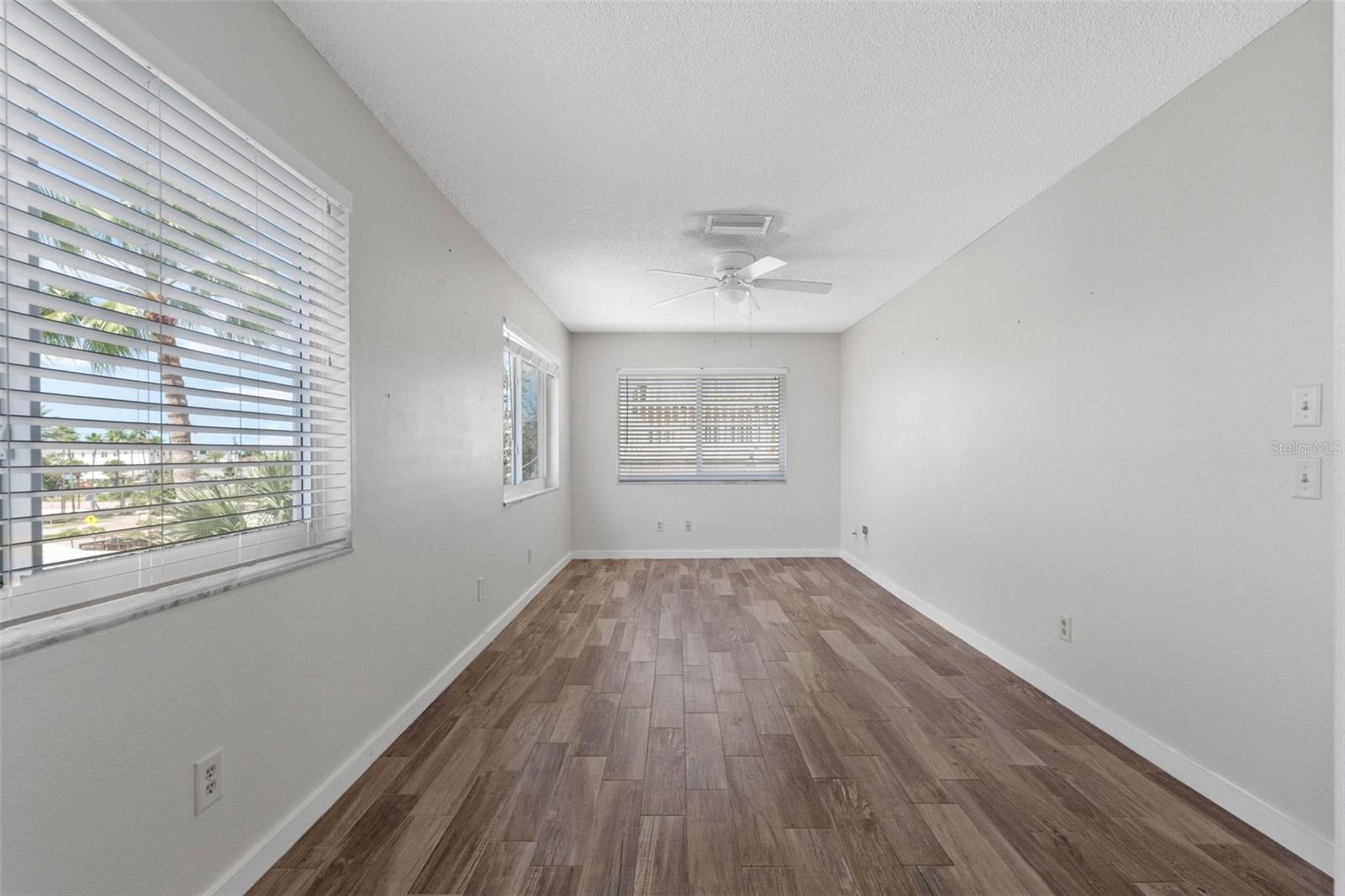 18105 1st St E Property Photo 24