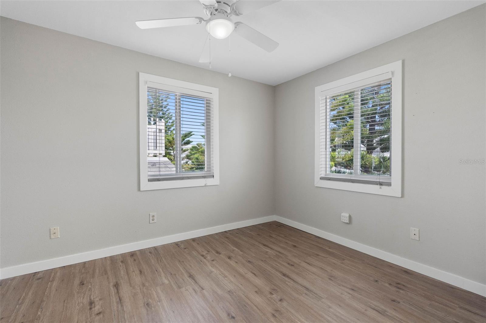 18105 1st St E Property Photo 36