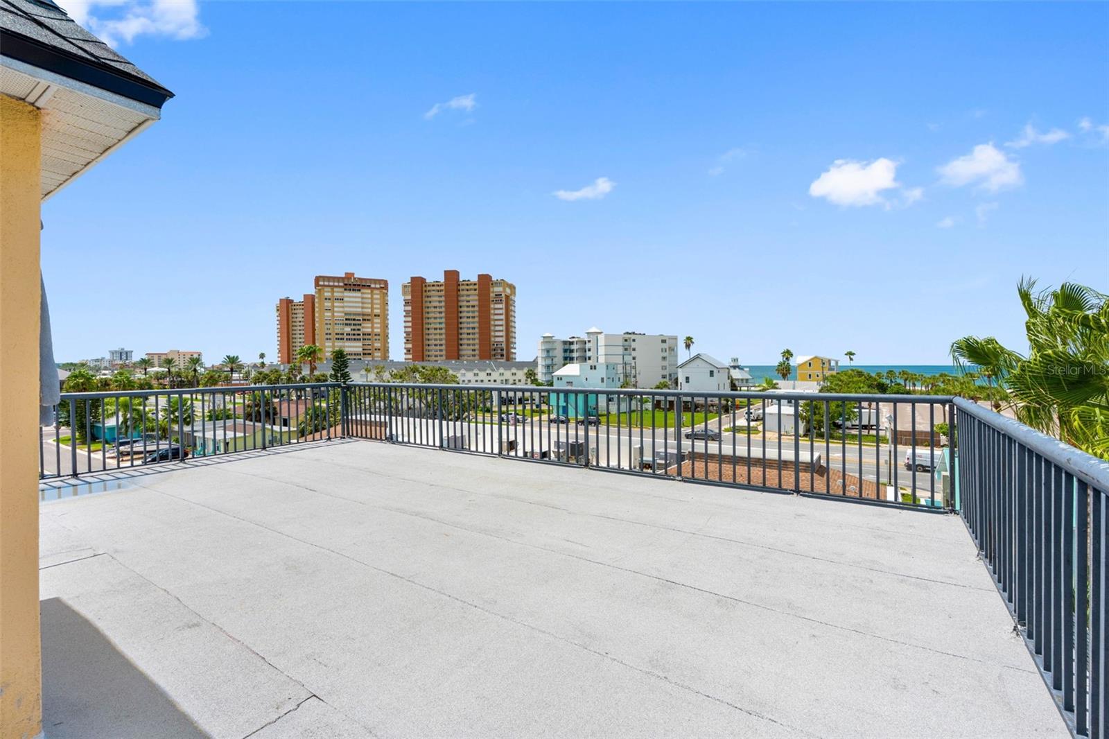 18105 1st St E Property Photo 38
