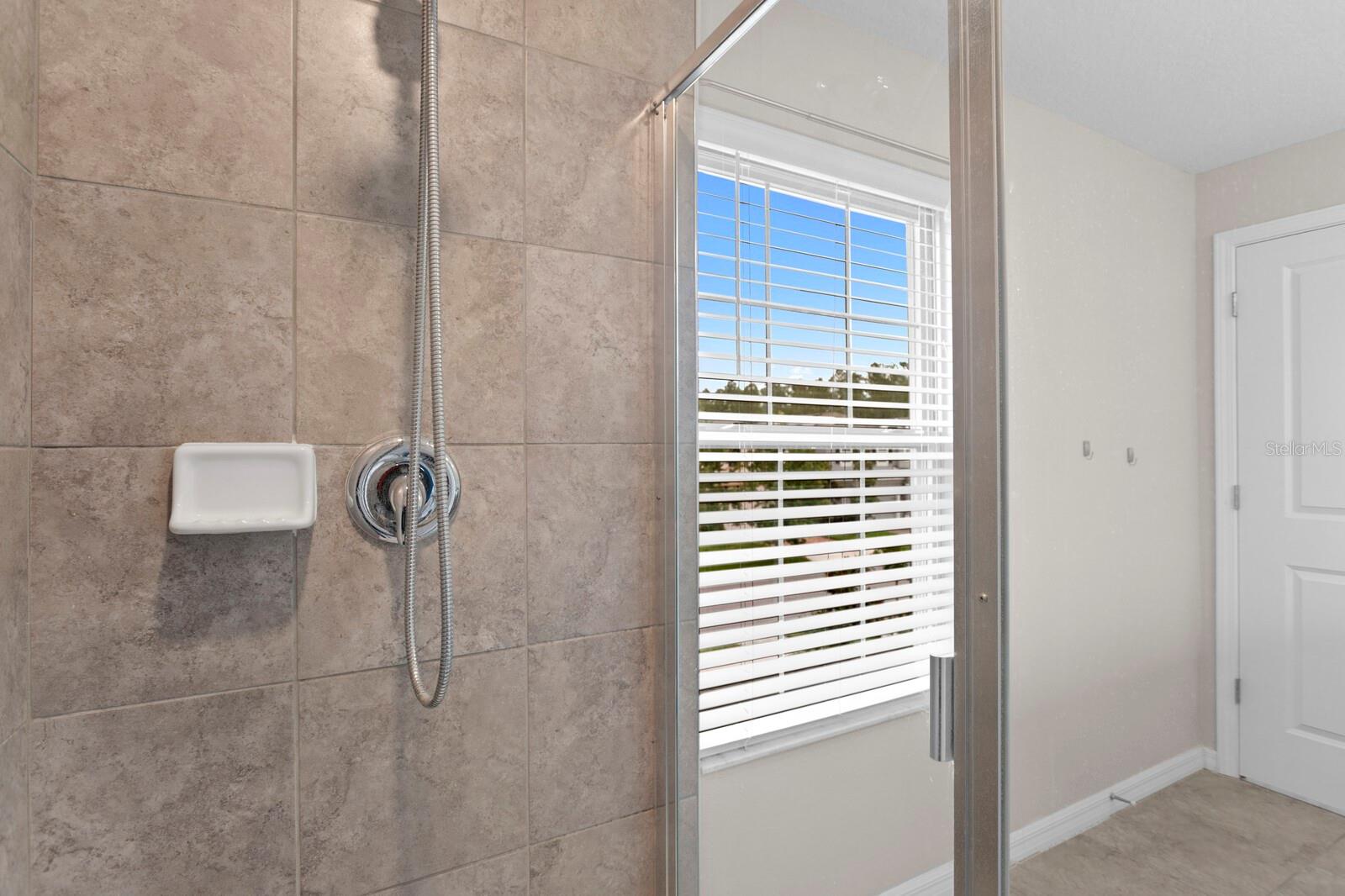 17402 Cruiser Bnd Property Photo 22