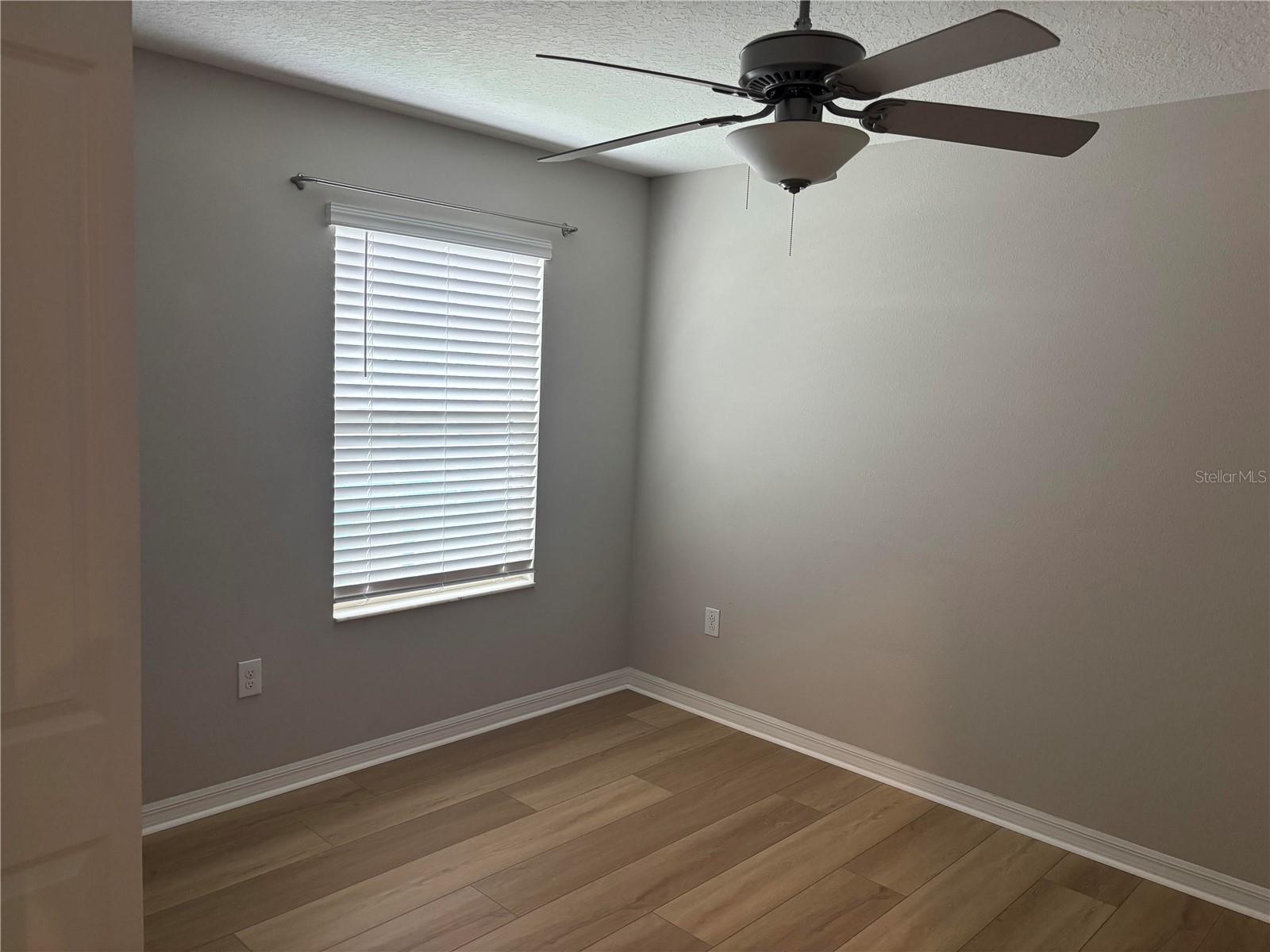 17402 Cruiser Bnd Property Photo 23