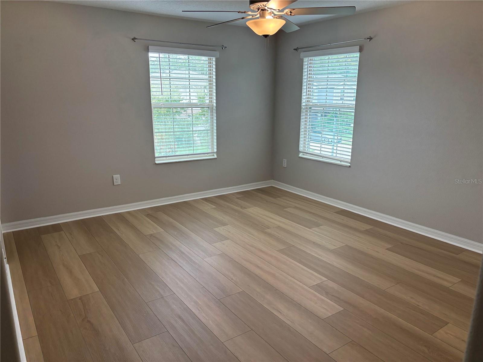 17402 Cruiser Bnd Property Photo 24