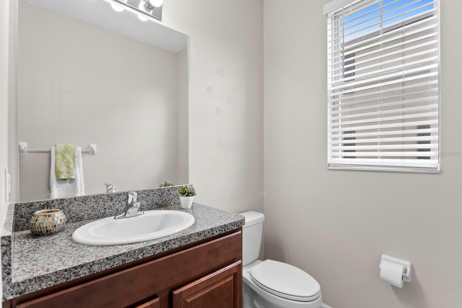 17402 Cruiser Bnd Property Photo 28