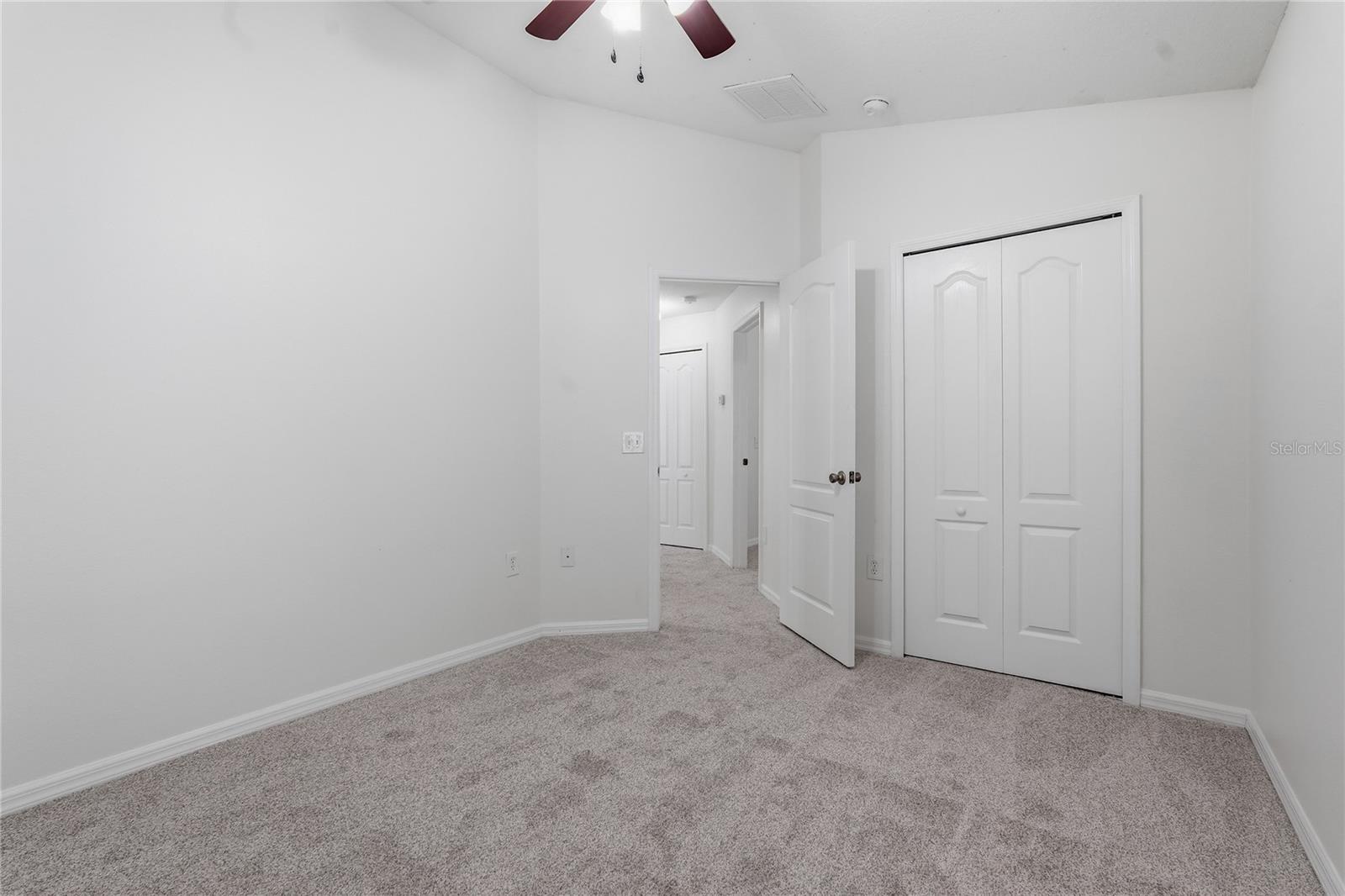 TB8544796 Property Photo 24