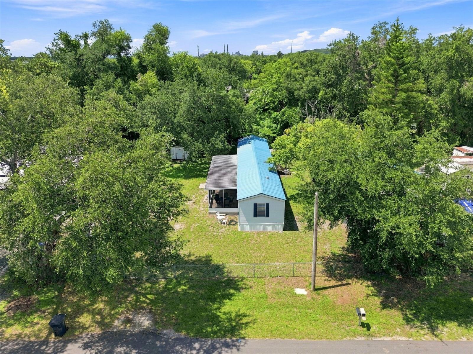 8823 E Millpoint Rd Property Photo 1
