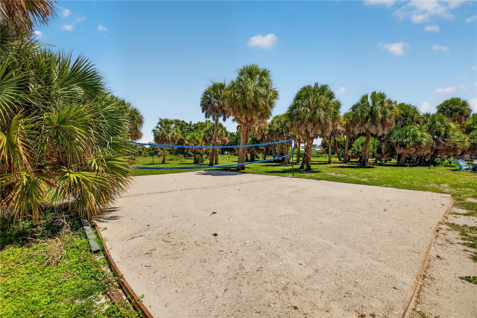 10440 Yacht Basin Dr Property Photo 49