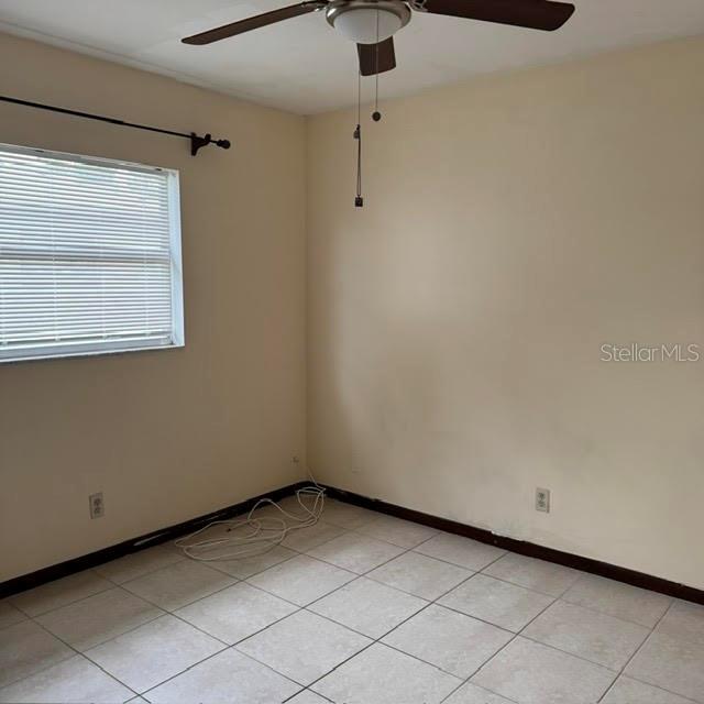 1021 Greenbriar Dr Property Photo 16