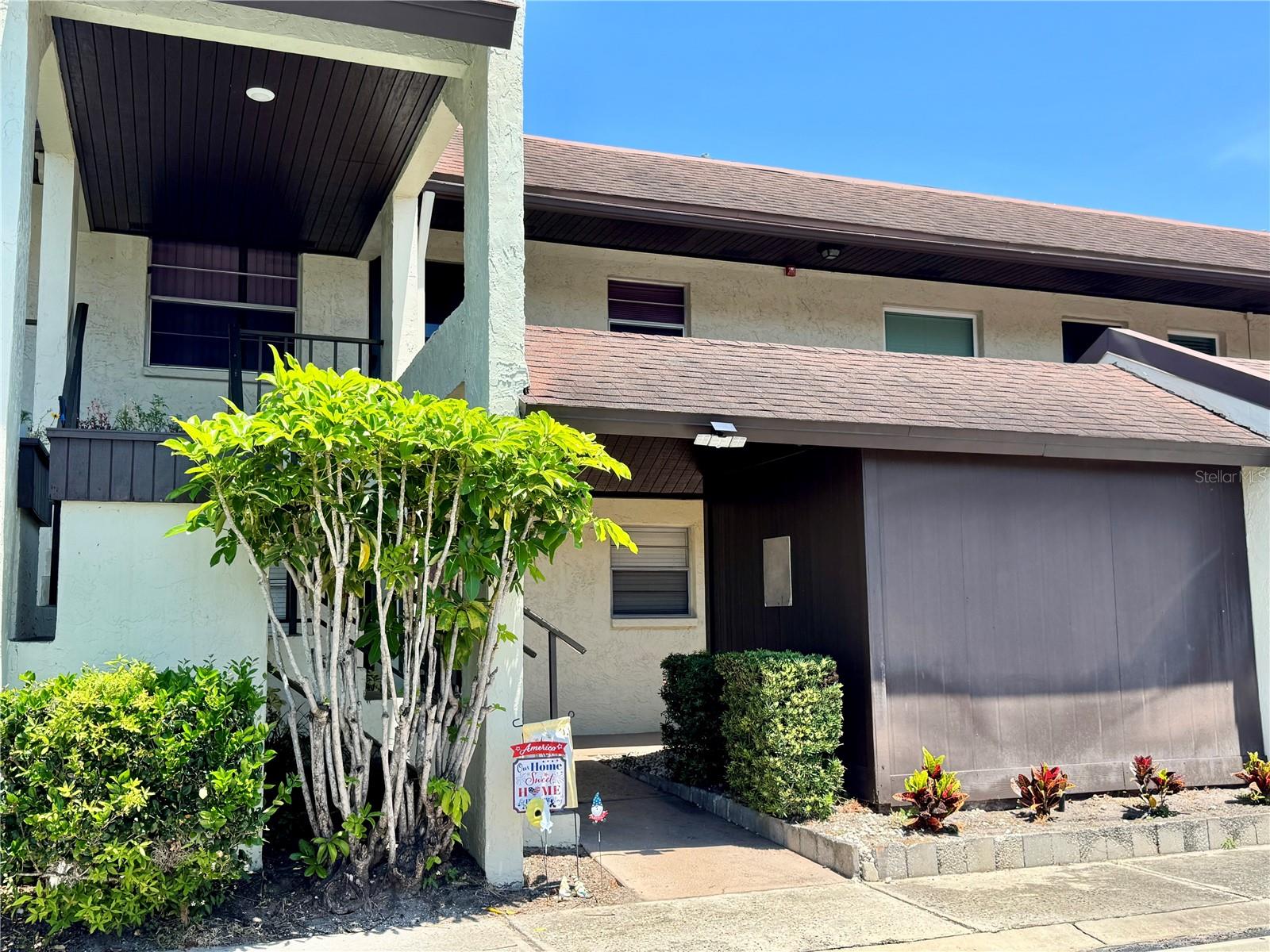 1100 E BAY DR #3 Property Photo 1