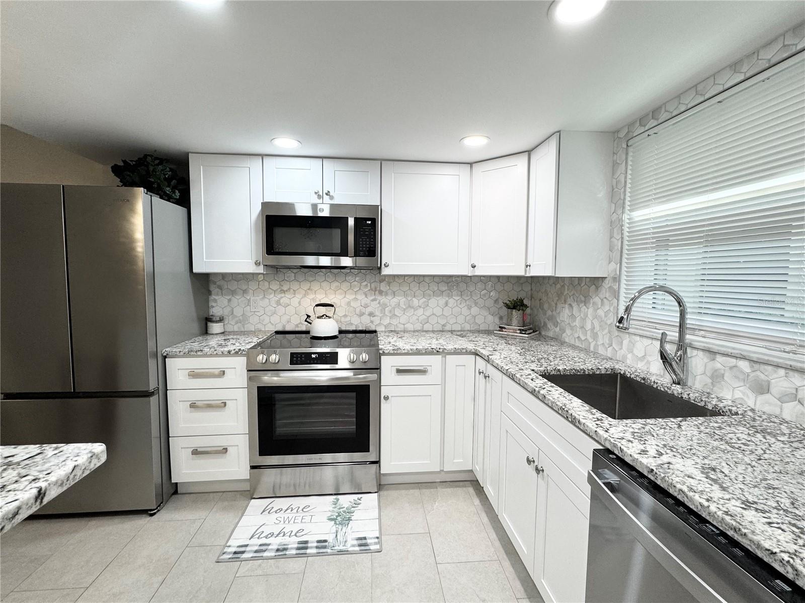 1100 E Bay Dr #3 Property Photo 6