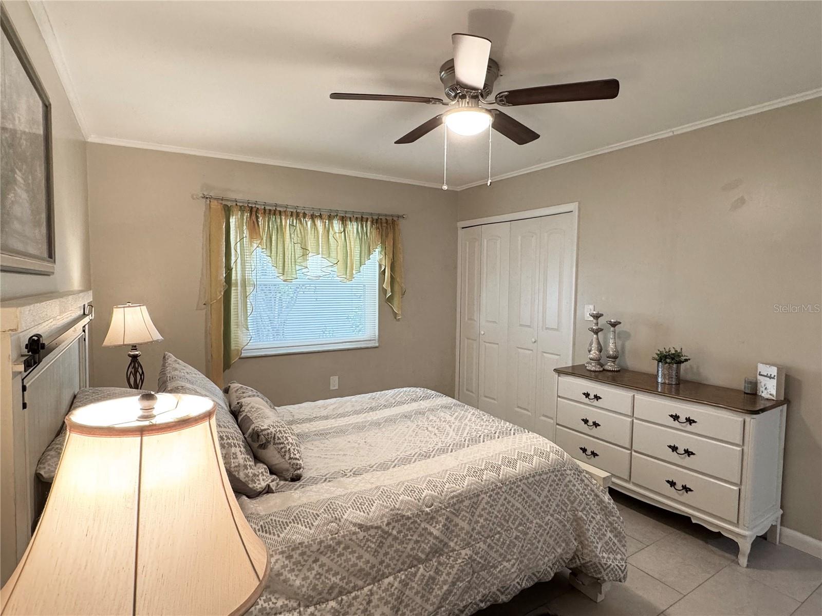 1100 E Bay Dr #3 Property Photo 18