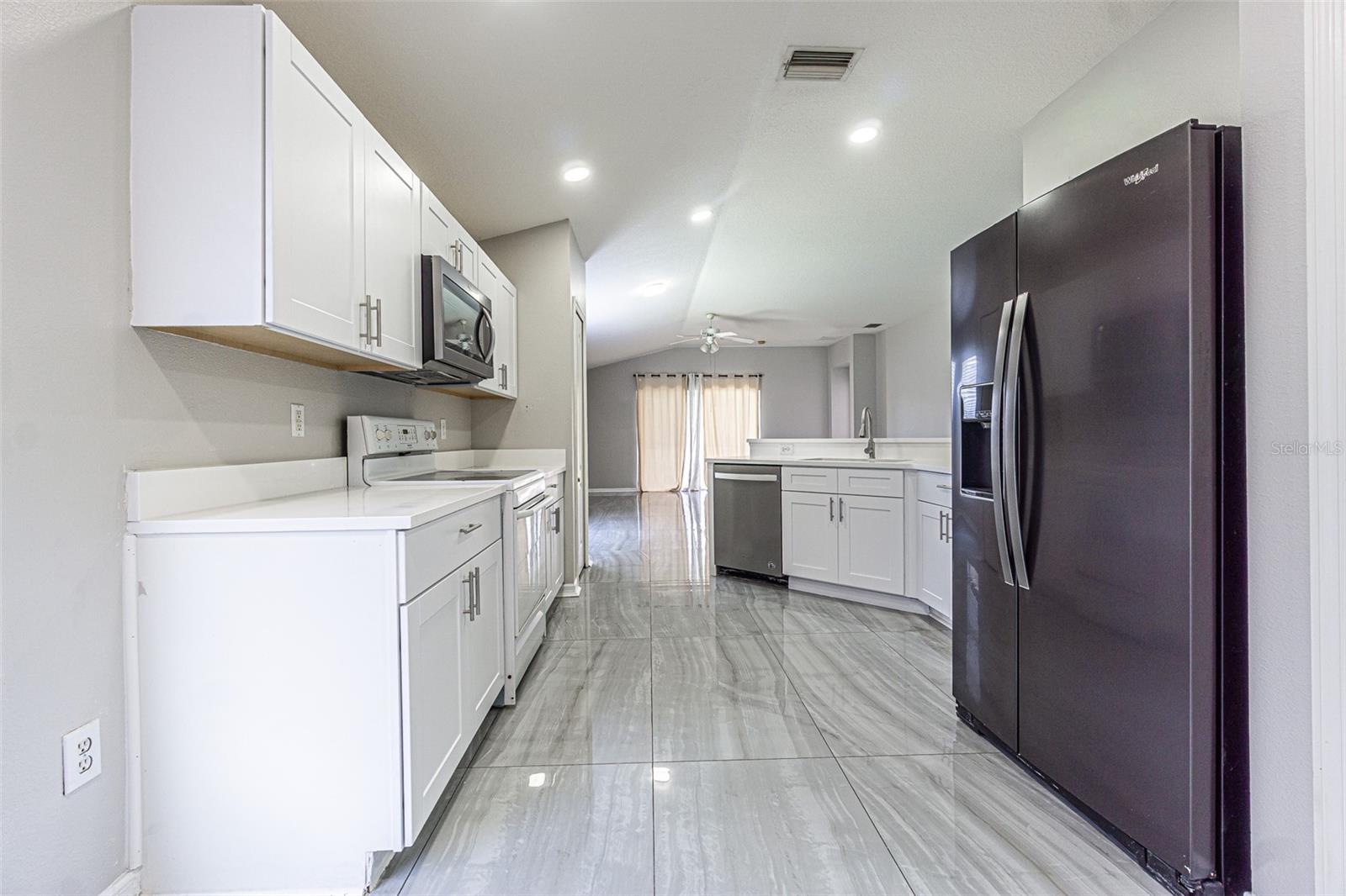 5553 Gallant Fox Ct Property Photo 4