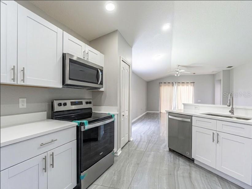 5553 Gallant Fox Ct Property Photo 6