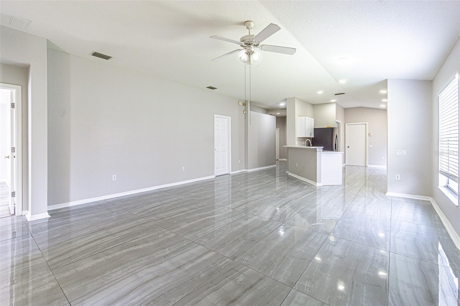 5553 Gallant Fox Ct Property Photo 8
