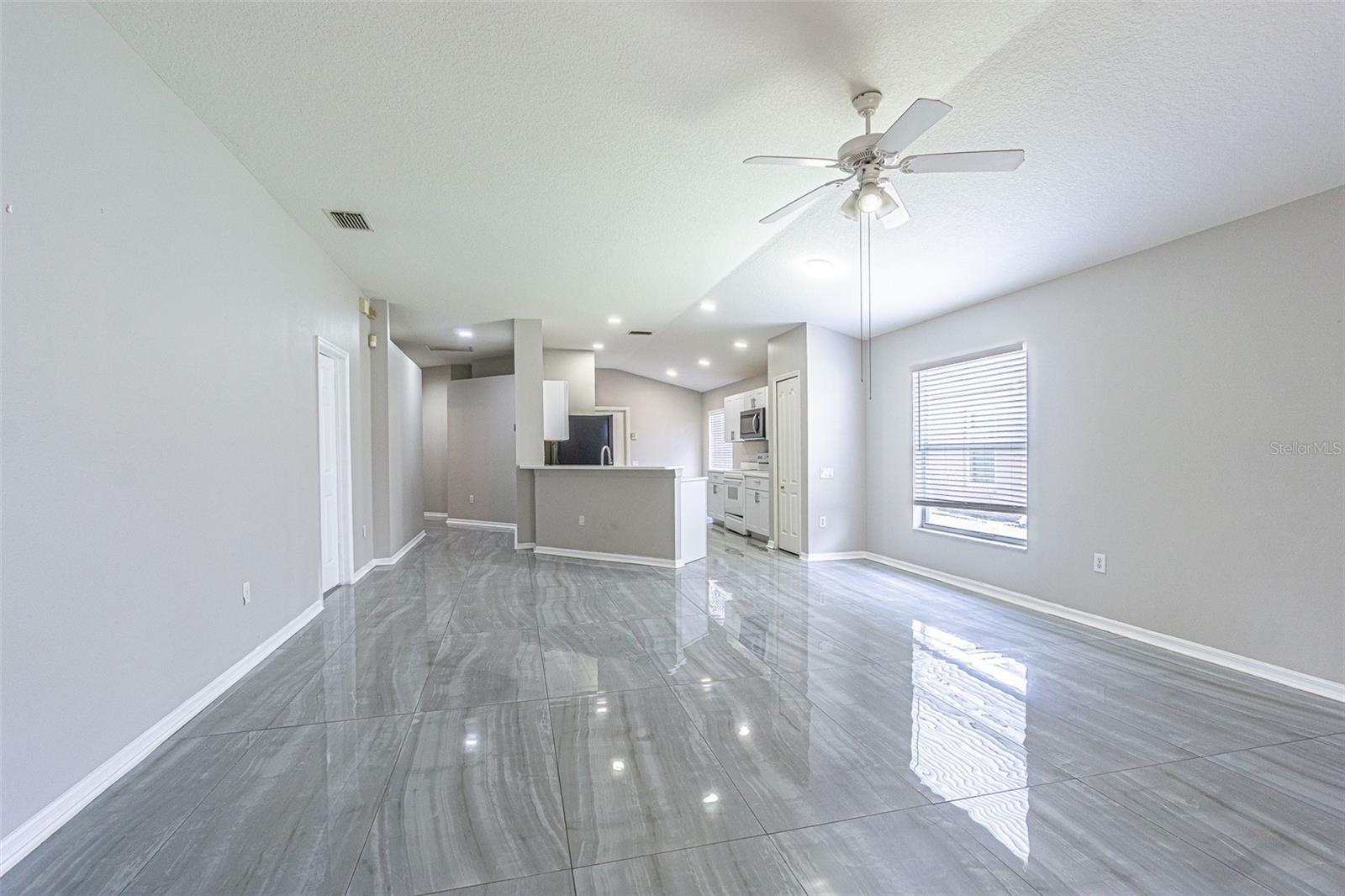 5553 Gallant Fox Ct Property Photo 9