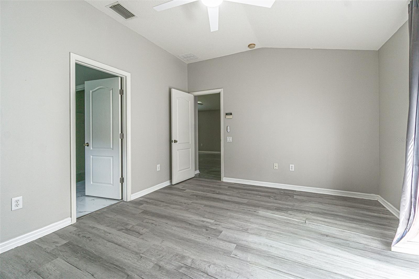 5553 Gallant Fox Ct Property Photo 12