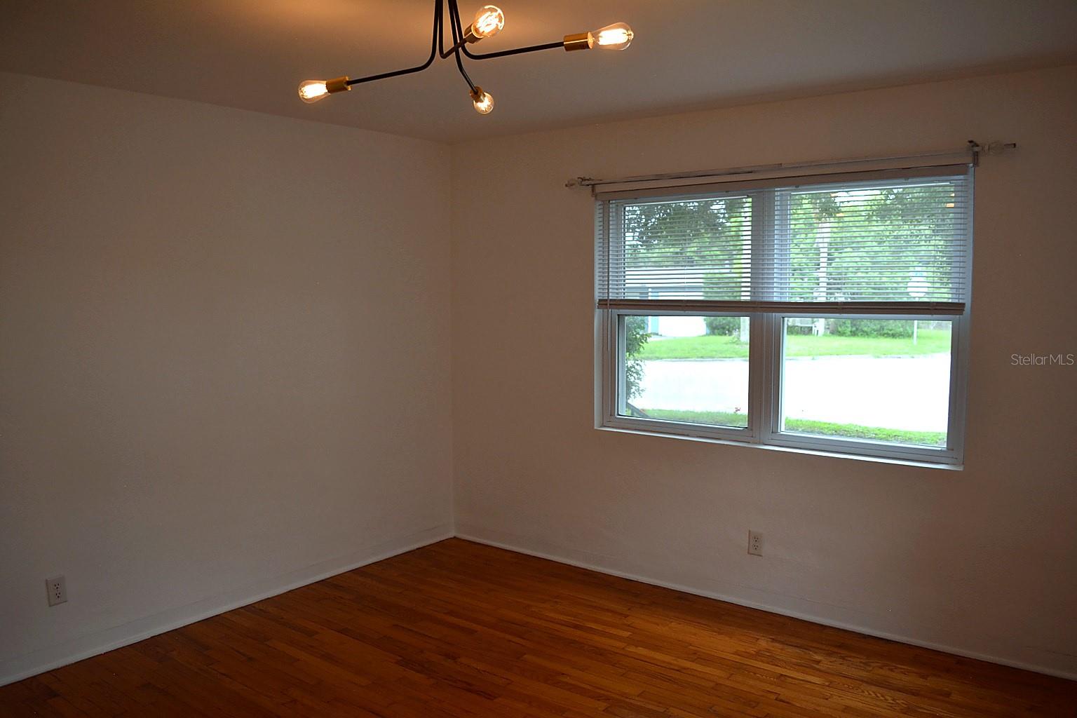 1401 34th Ave N Property Photo 12