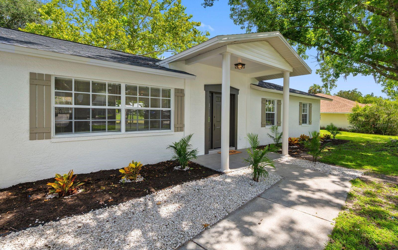 11836 Orange St Property Photo 4