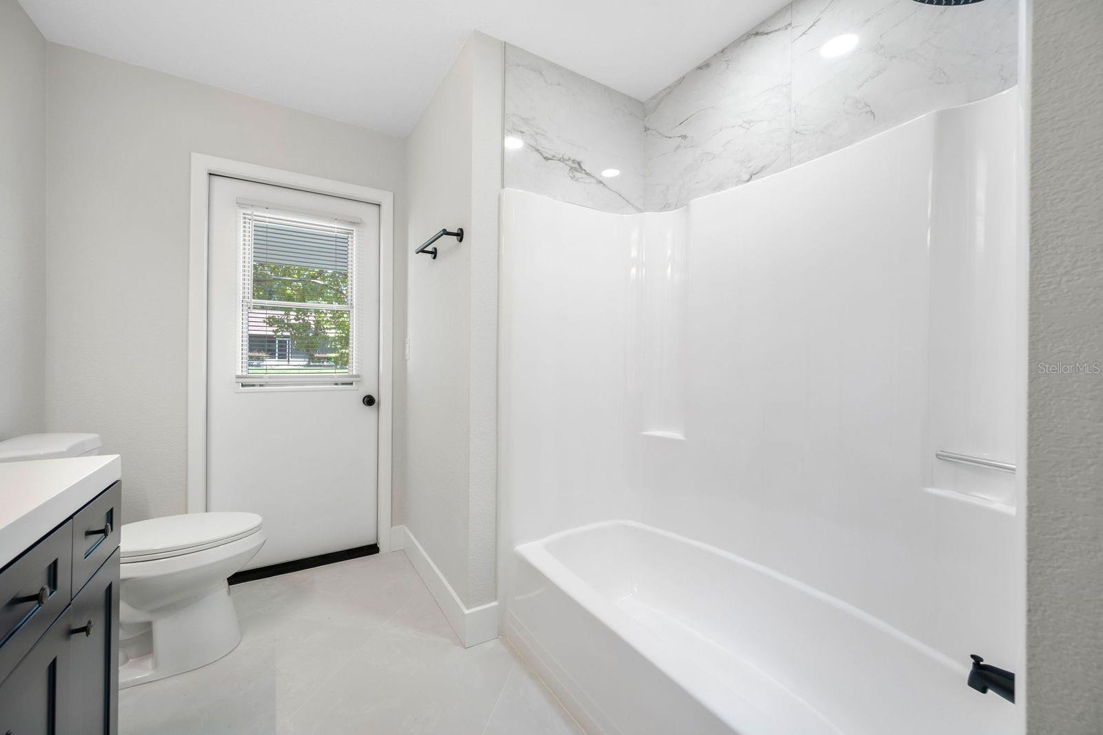 11836 Orange St Property Photo 22