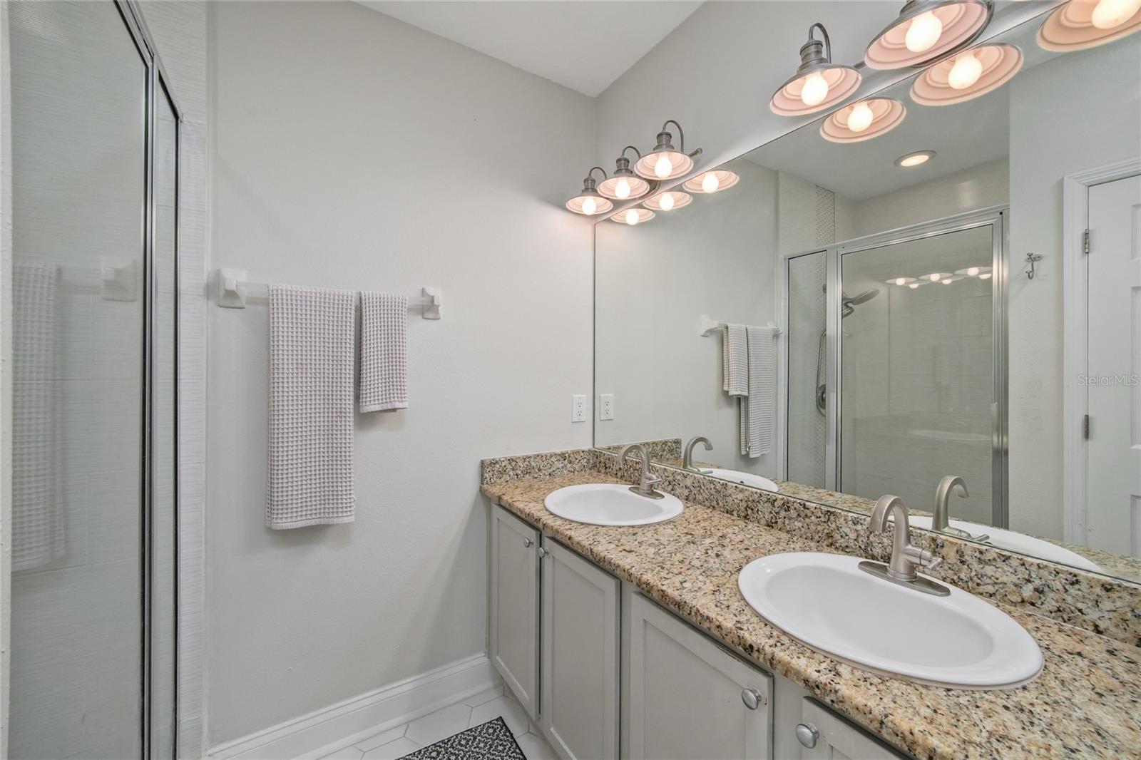 4625 Legacy Park Dr Property Photo 24