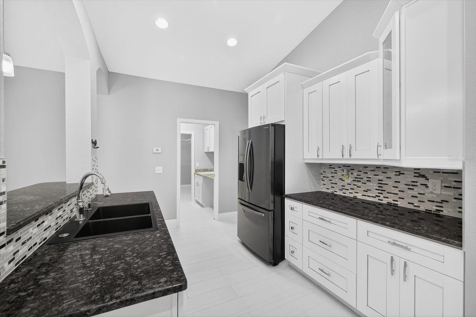 8914 N Lynn Ave Property Photo 31
