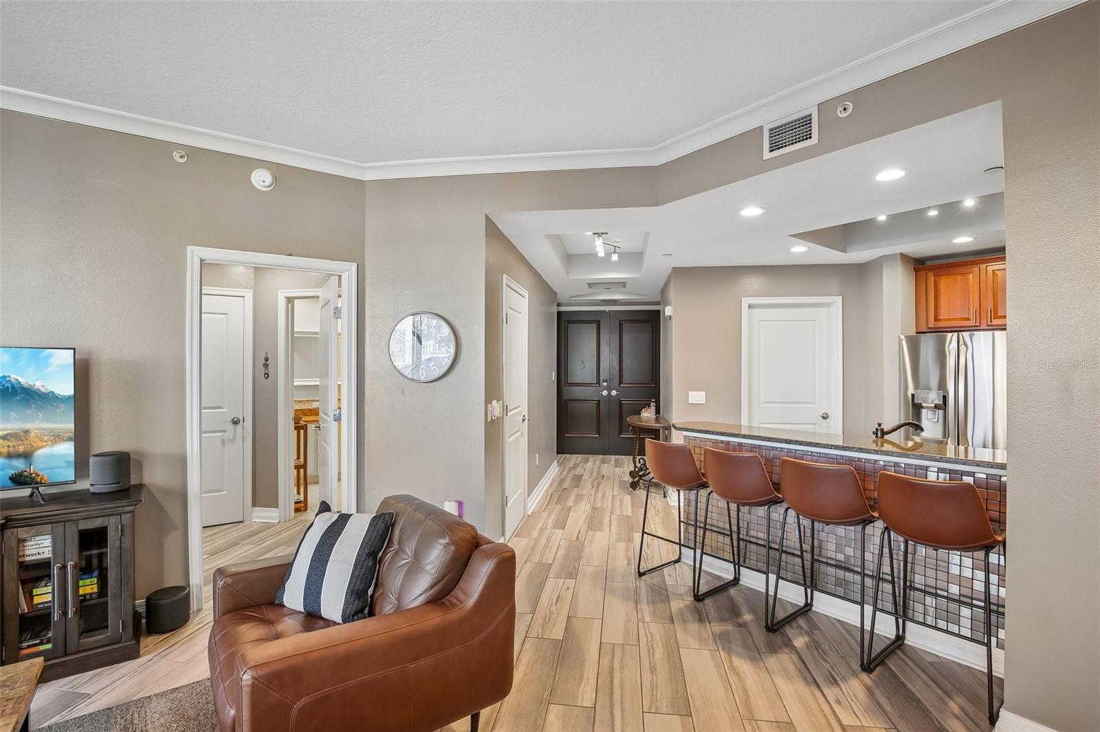 1209 E Cumberland Ave #603 Property Photo 15