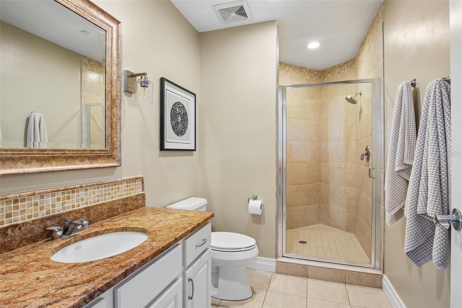 1209 E Cumberland Ave #603 Property Photo 30