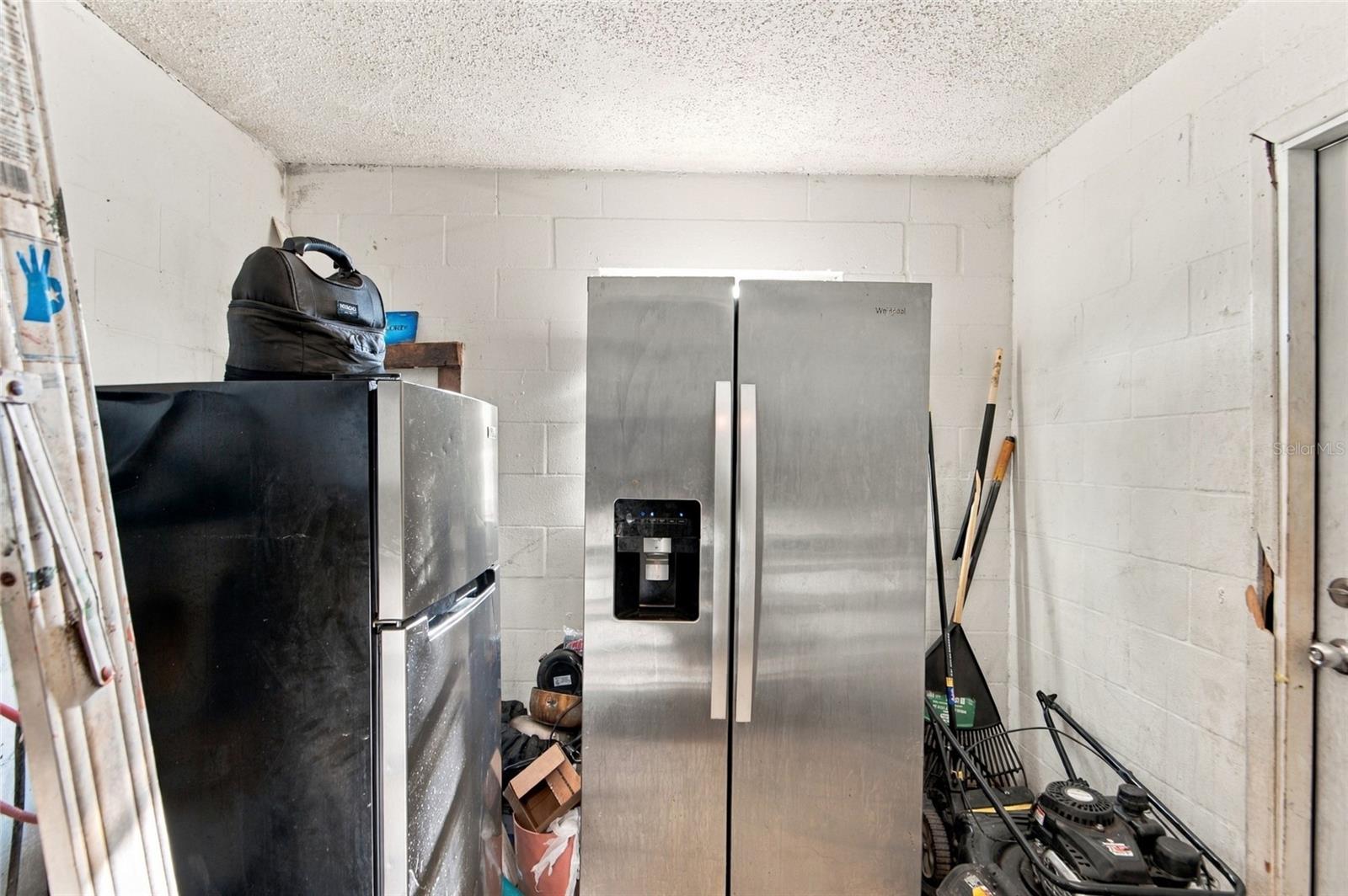 37317 Moceri Ave Property Photo 18