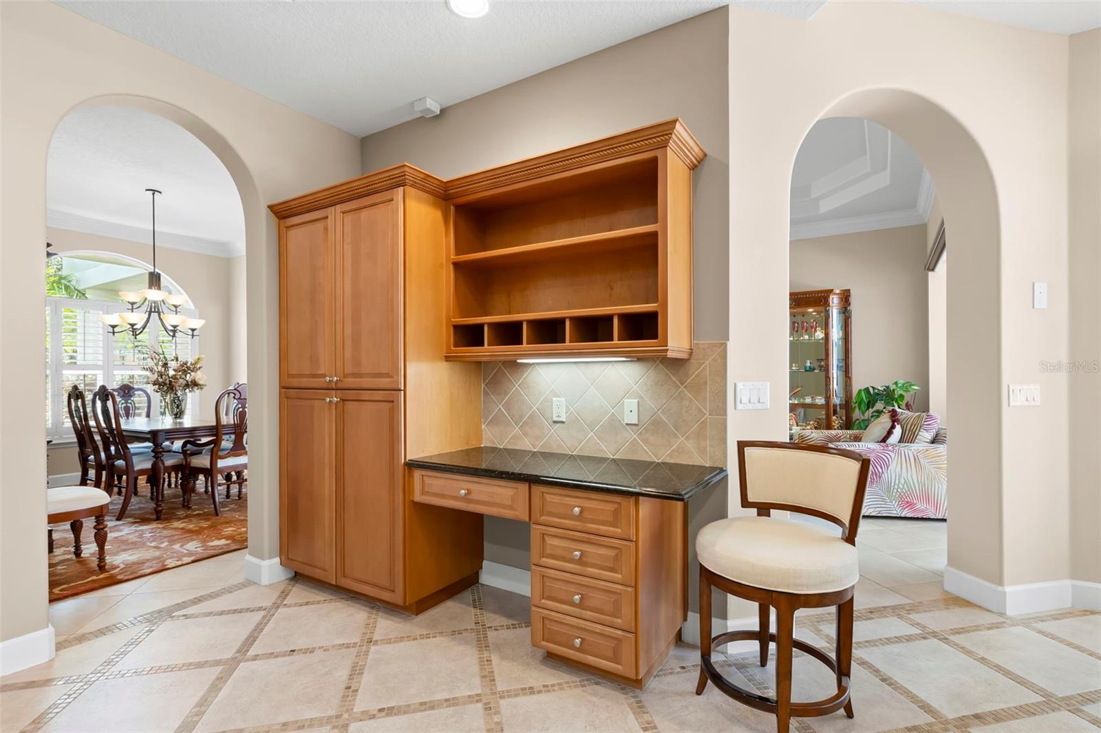 10205 Falcon Ter Property Photo 12