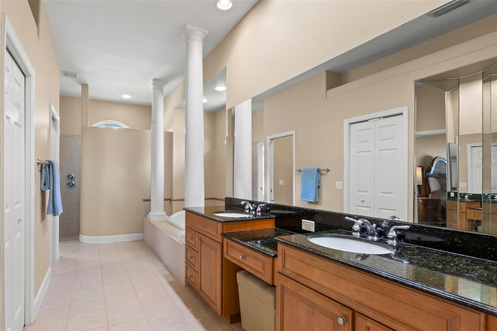 10205 Falcon Ter Property Photo 24