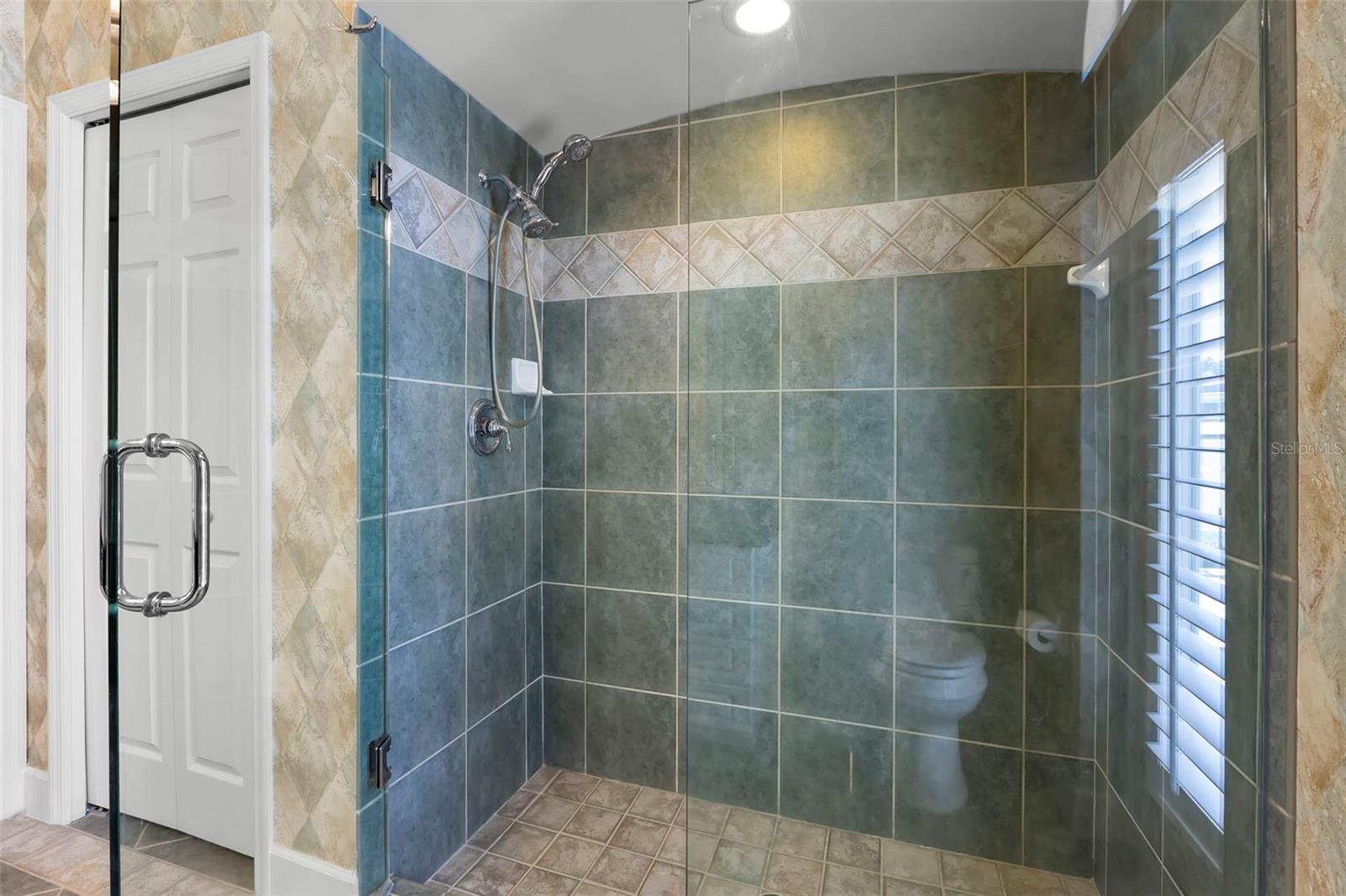 10205 Falcon Ter Property Photo 33
