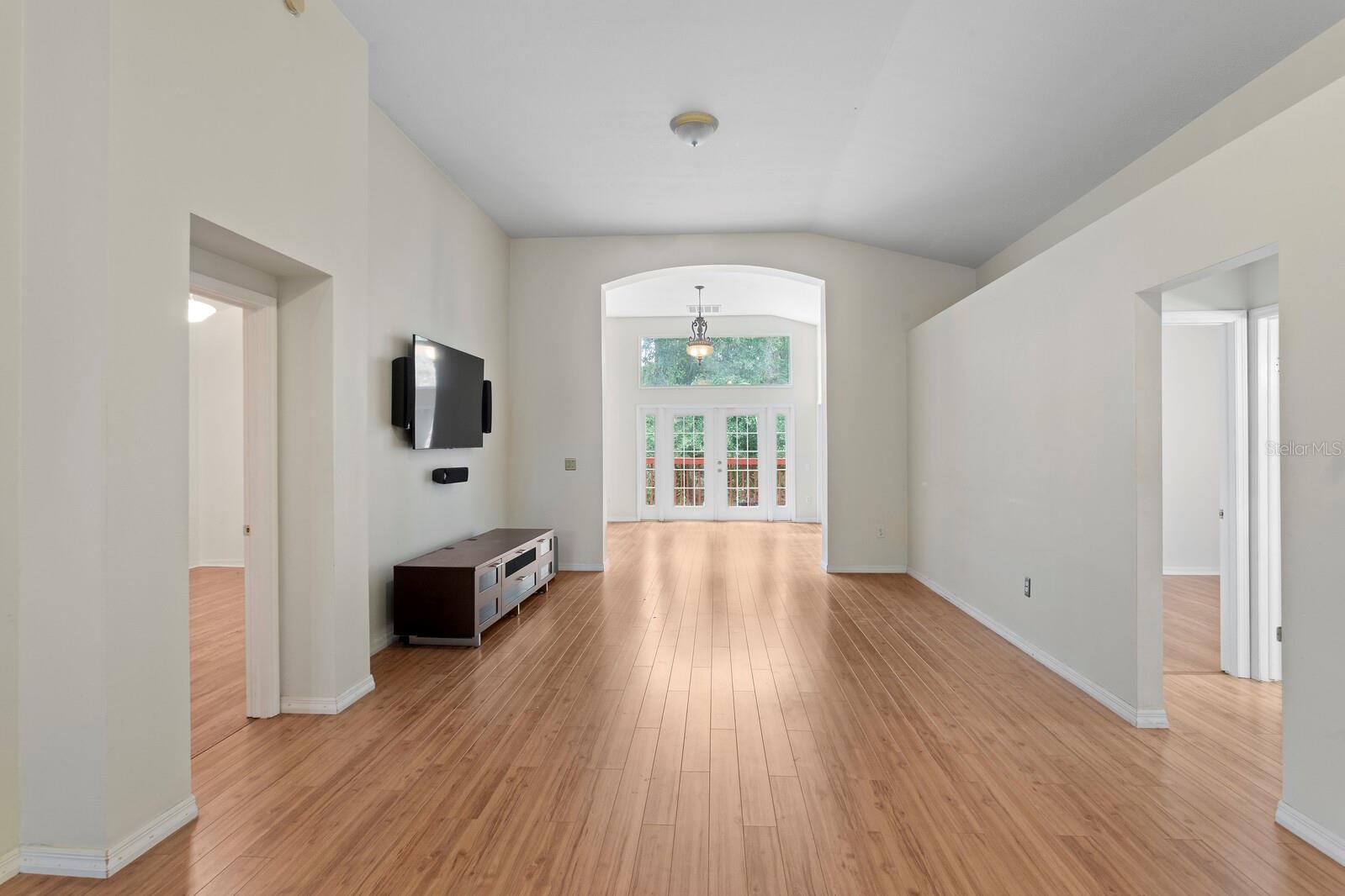 10420 Springrose Dr Property Photo 11