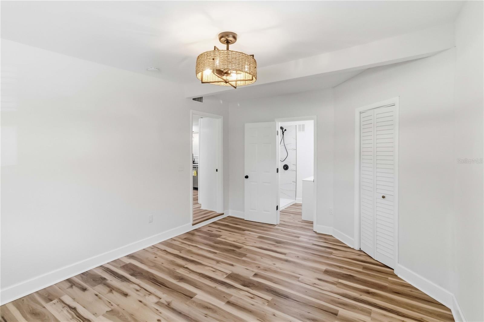1806 Dierker Dr Property Photo 15