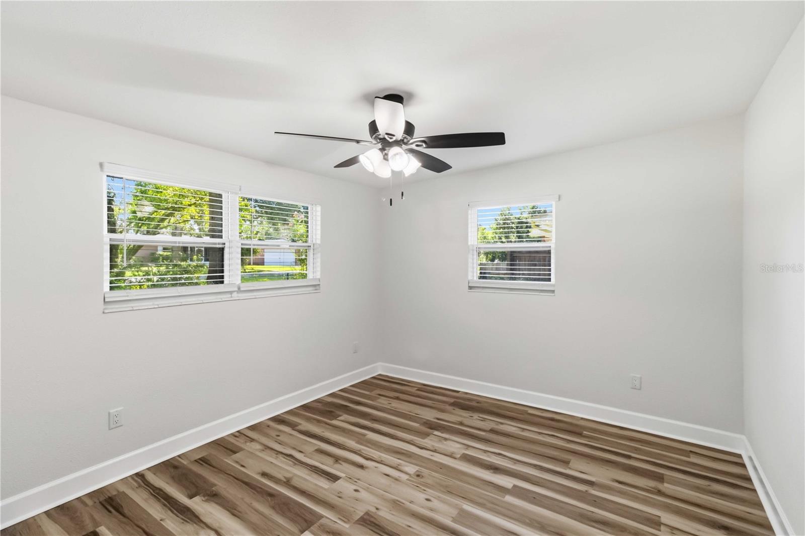 1806 Dierker Dr Property Photo 20
