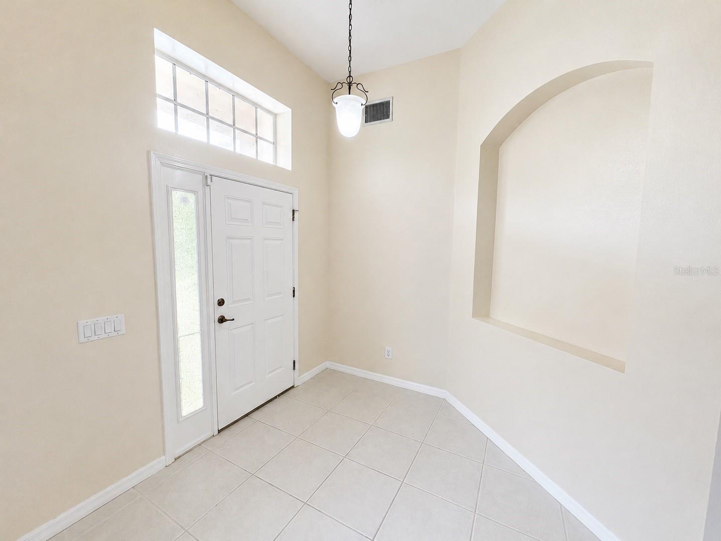 3207 Clover Blossom Cir Property Photo 3