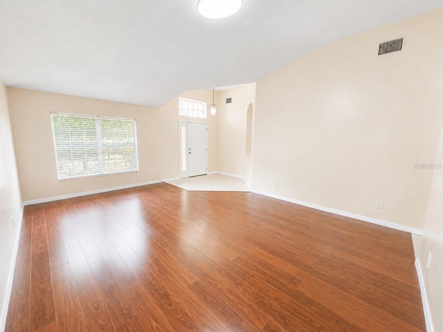 3207 Clover Blossom Cir Property Photo 5