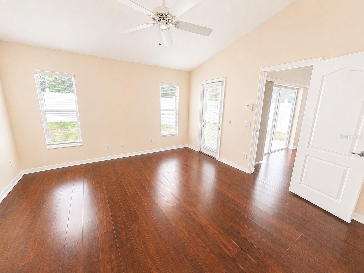 3207 Clover Blossom Cir Property Photo 14