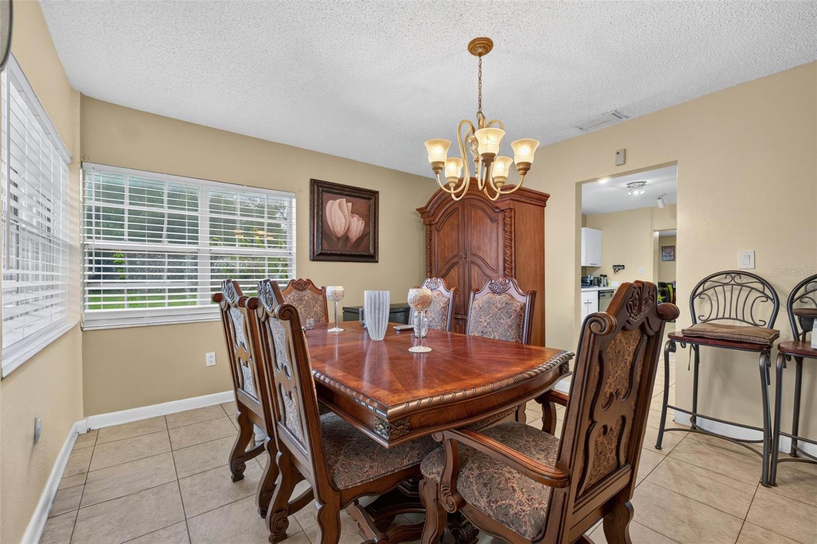1302 E Sligh Ave Property Photo 4