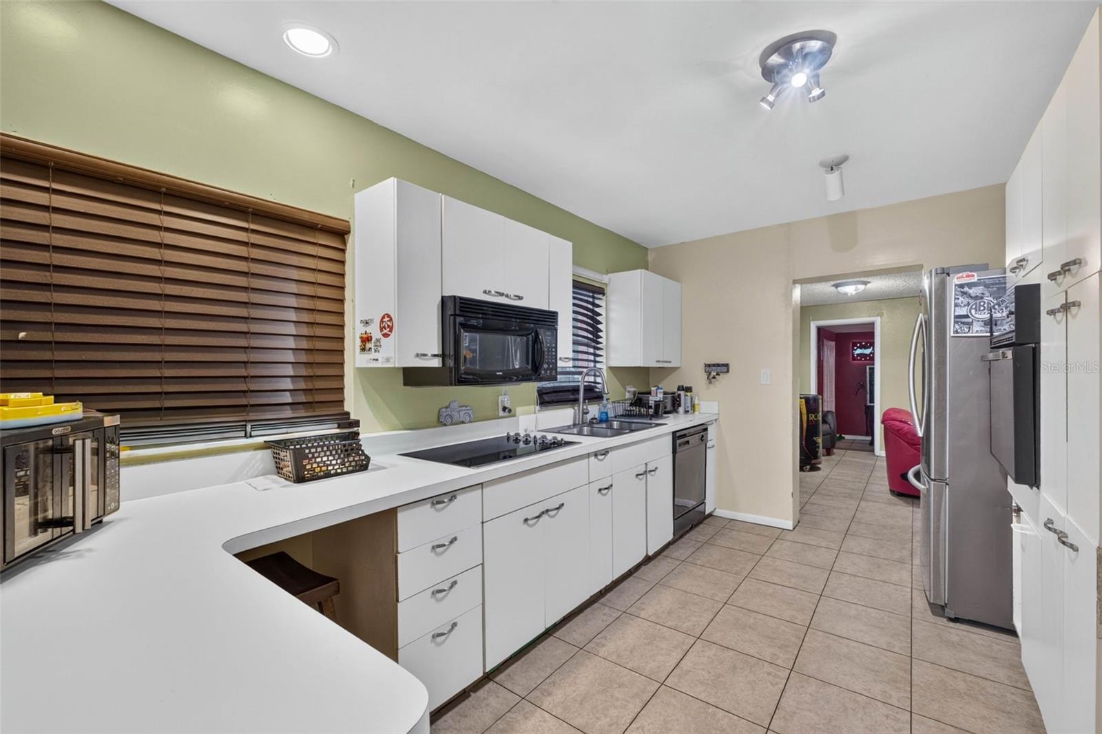 1302 E Sligh Ave Property Photo 9