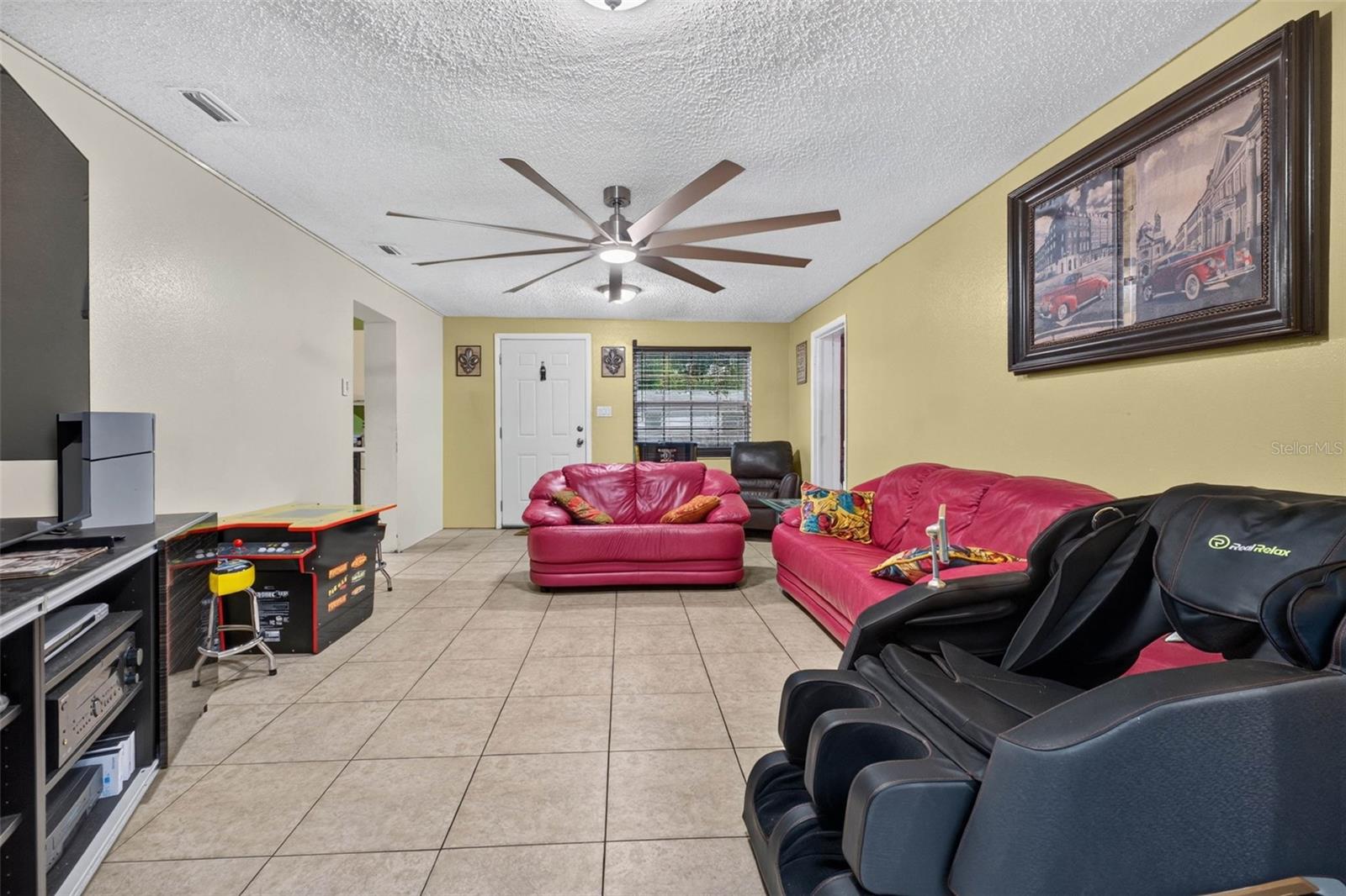 1302 E Sligh Ave Property Photo 17