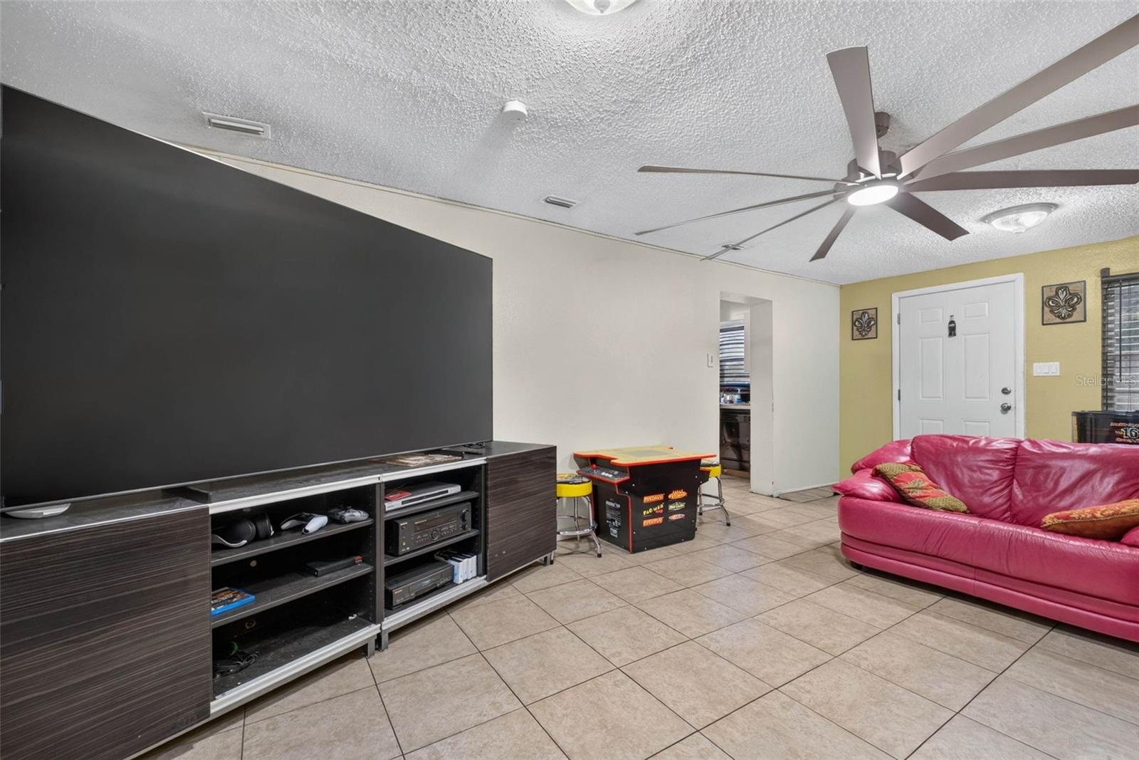 1302 E Sligh Ave Property Photo 18