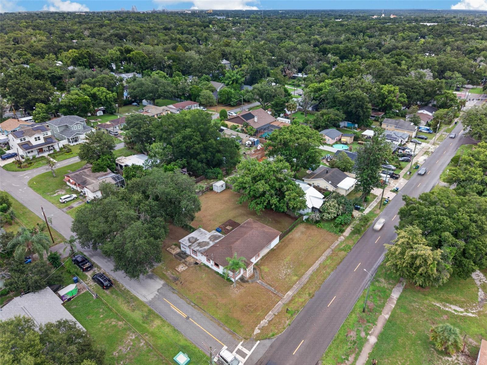 1302 E Sligh Ave Property Photo 59