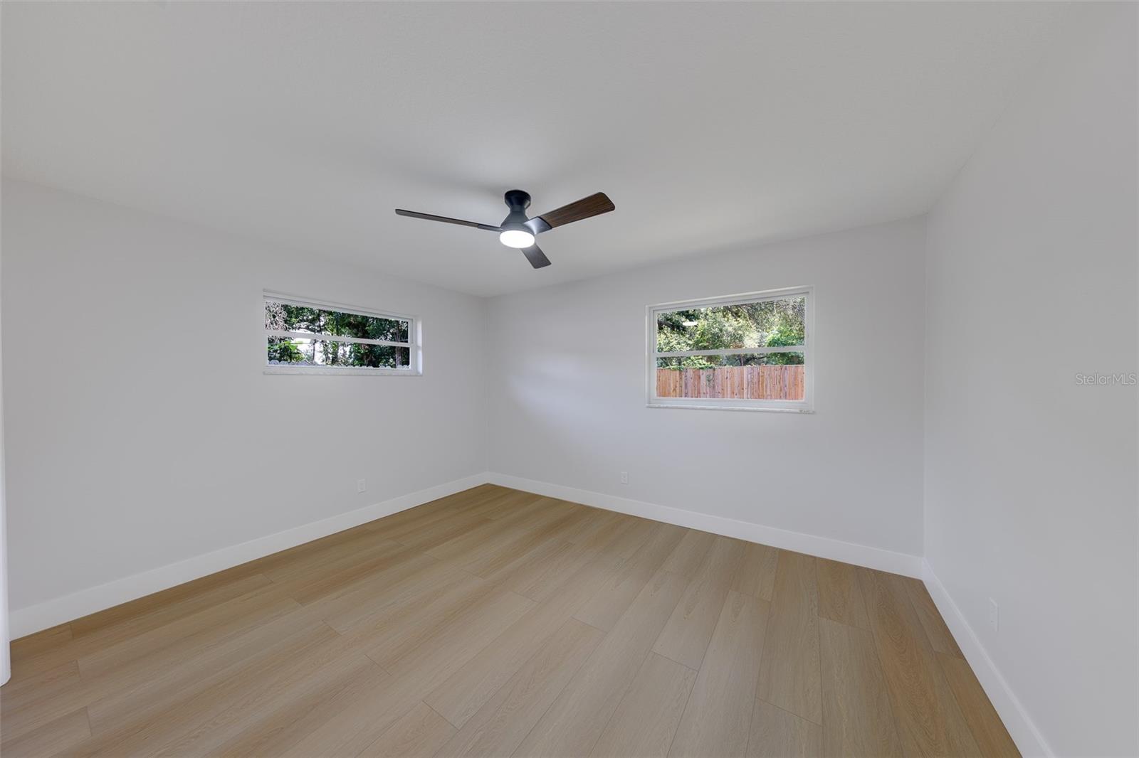 471 Sierra Cir E Property Photo 21
