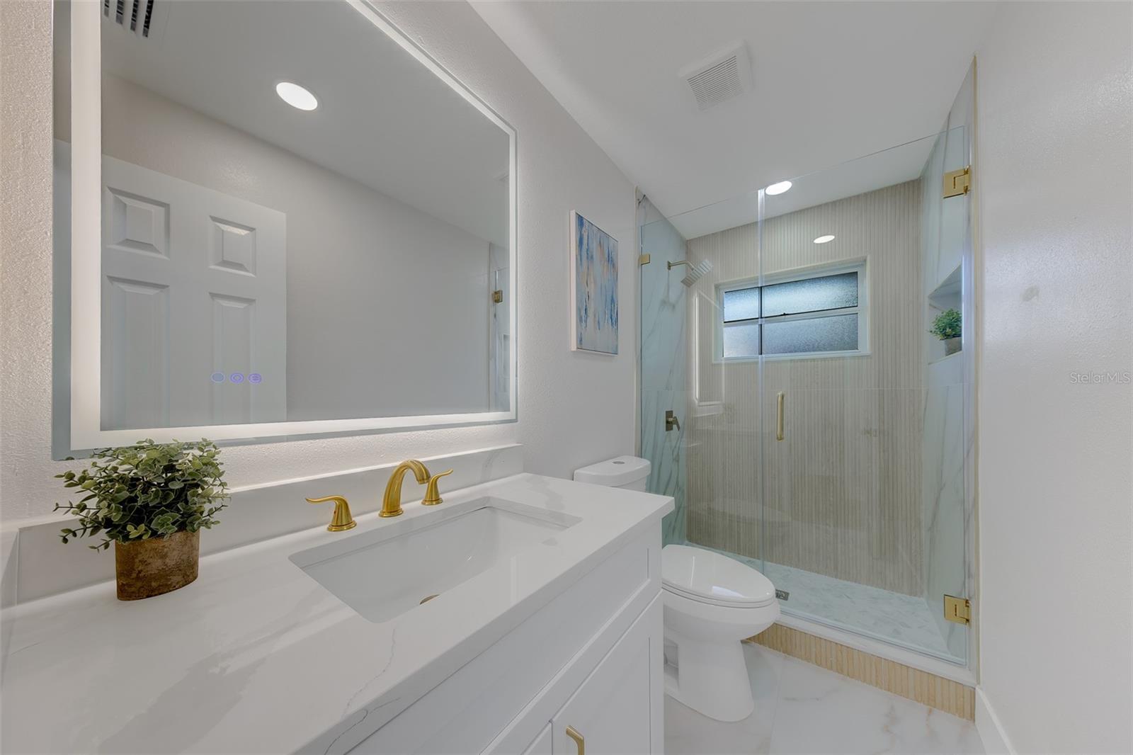 471 Sierra Cir E Property Photo 28